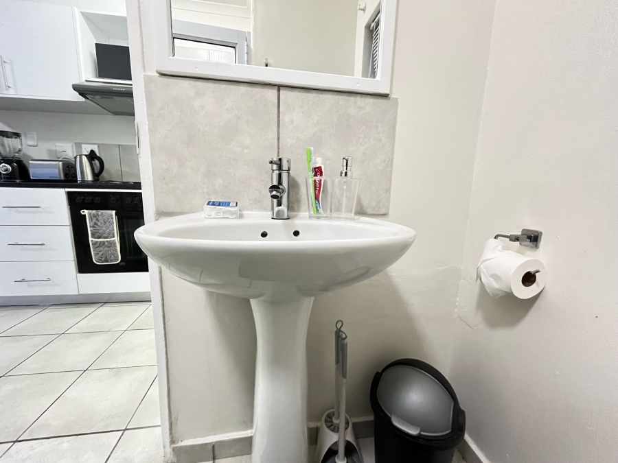 0 Bedroom Property for Sale in Maitland Western Cape